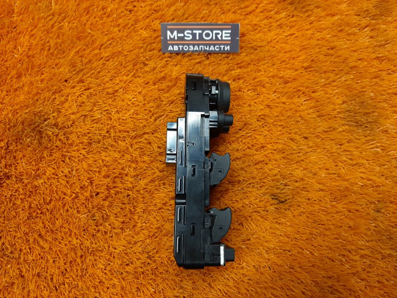 Блок управления стеклоподъемниками, 2000 рублей, Красноярск