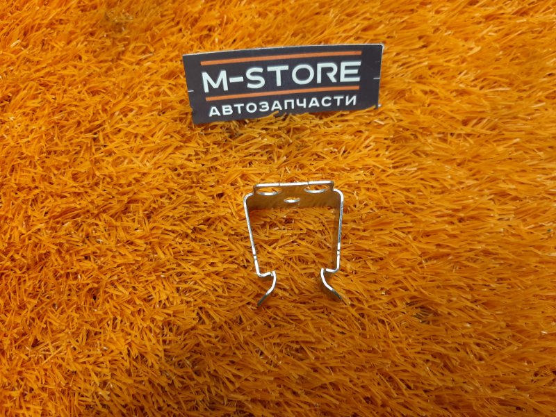 Кронштейн обшивки двери, 200 рублей, Красноярск