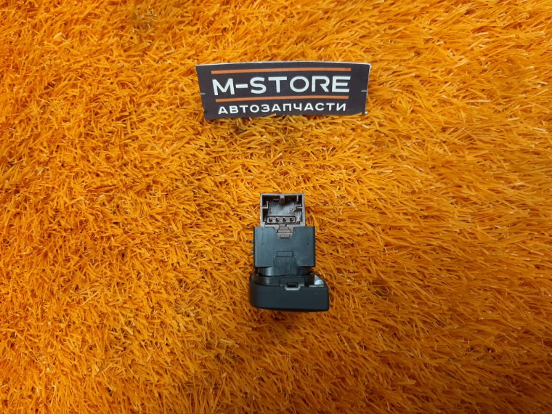 Кнопка центрального замка, 500 рублей, Красноярск