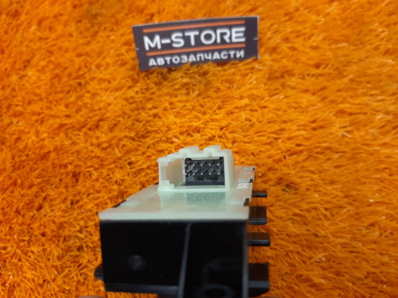 кнопка памяти сидений, 980 рублей, Красноярск