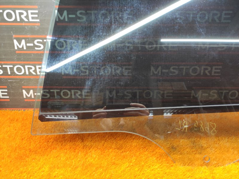 Стекло боковое, 540 рублей, Красноярск