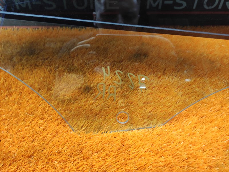 Стекло боковое, 670 рублей, Красноярск