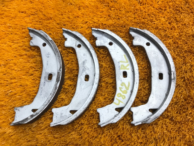 Колодки ручника, 500 рублей, Красноярск