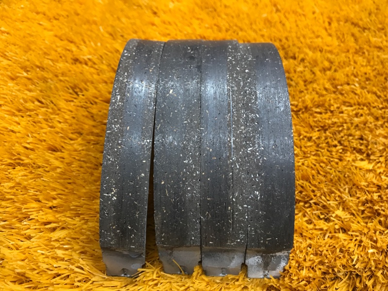 Колодки ручника, 500 рублей, Красноярск