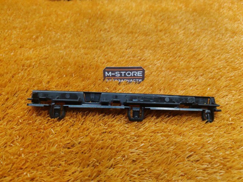 кронштейн порога, 510 рублей, Красноярск