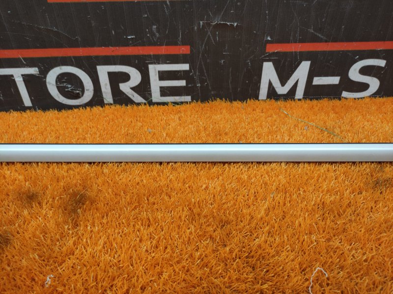 Молдинг стекла внешний, 670 рублей, Красноярск