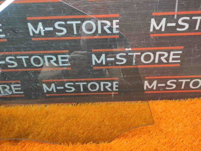 Стекло боковое, 670 рублей, Красноярск