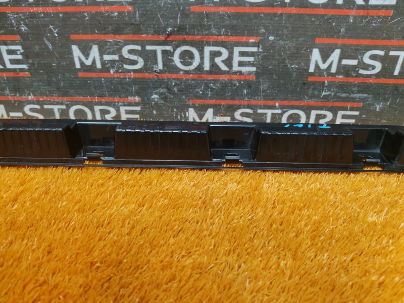 кронштейн порога, 500 рублей, Красноярск