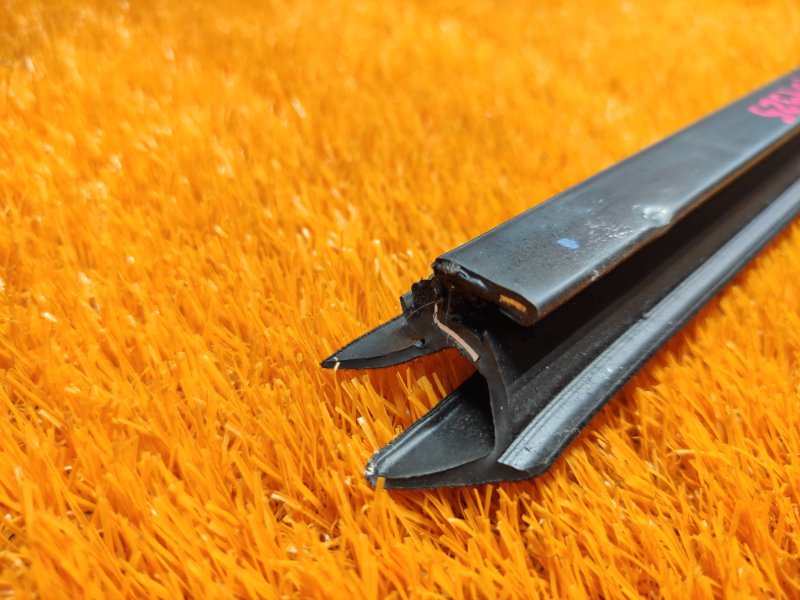 уплотнитель стекла двери, 340 рублей, Красноярск