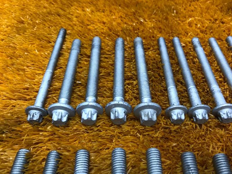 Болты и гайки ДВС, 930 рублей, Красноярск