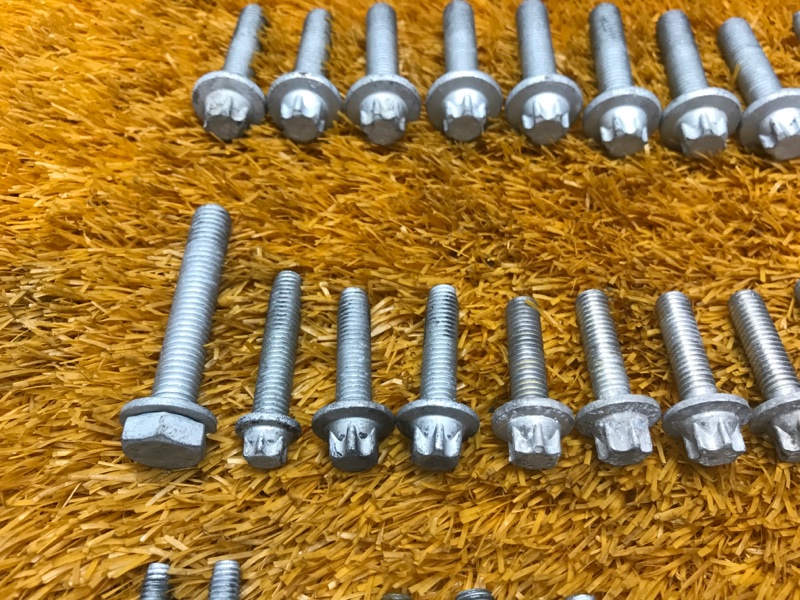 Болты и гайки ДВС, 930 рублей, Красноярск