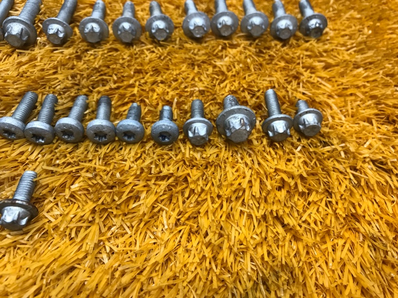 Болты и гайки ДВС, 930 рублей, Красноярск