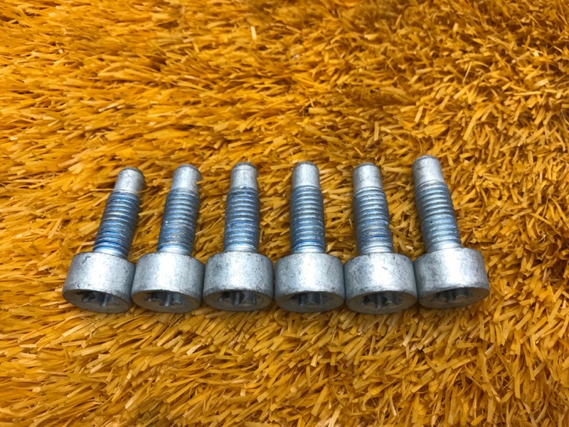 болт гидротрансформатора, 380 рублей, Красноярск