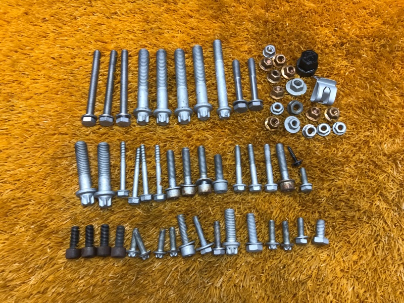 Болты и гайки ДВС, 810 рублей, Красноярск