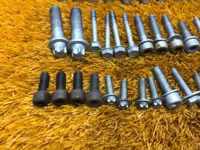 Болты и гайки ДВС, 810 рублей, Красноярск