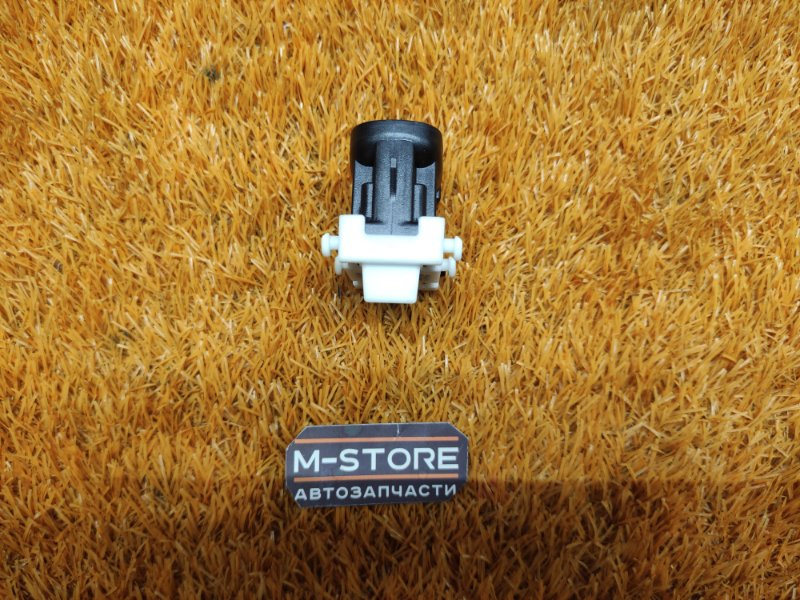 кнопка стеклоподъемника, 200 рублей, Красноярск