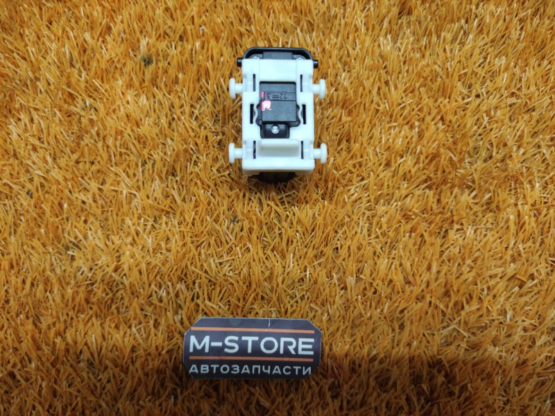 кнопка стеклоподъемника, 200 рублей, Красноярск