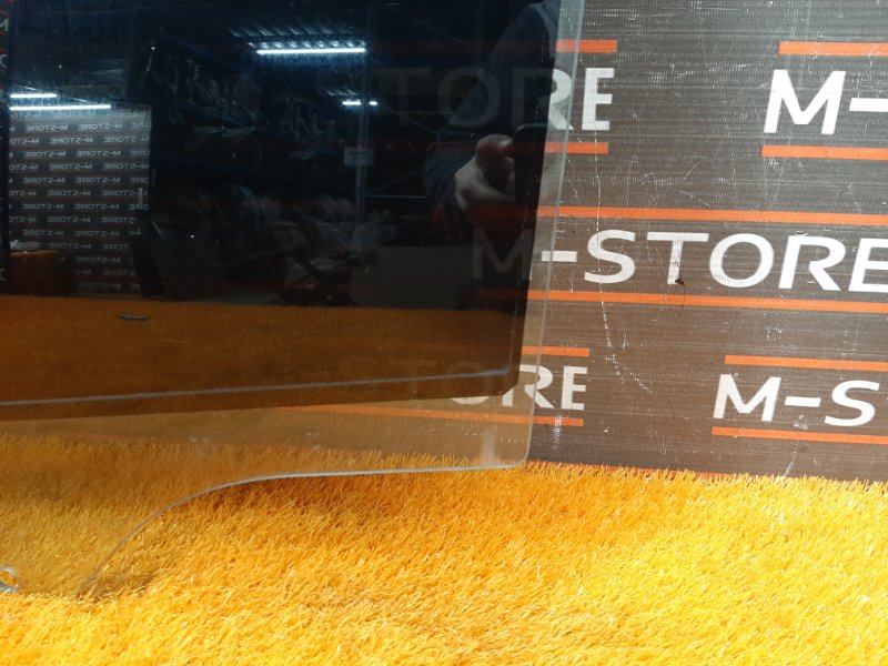 Стекло боковое, 350 рублей, Красноярск