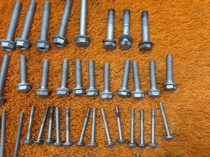 Болты и гайки ДВС, 800 рублей, Красноярск