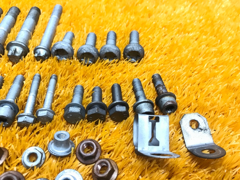 Болты и гайки ДВС, 630 рублей, Красноярск