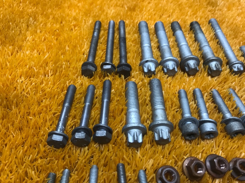 Болты и гайки ДВС, 630 рублей, Красноярск