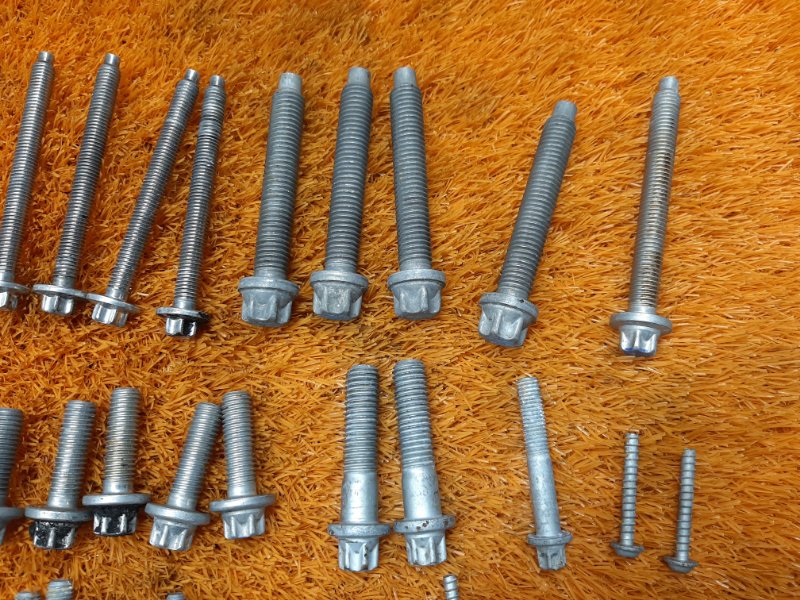 Болты и гайки ДВС, 810 рублей, Красноярск