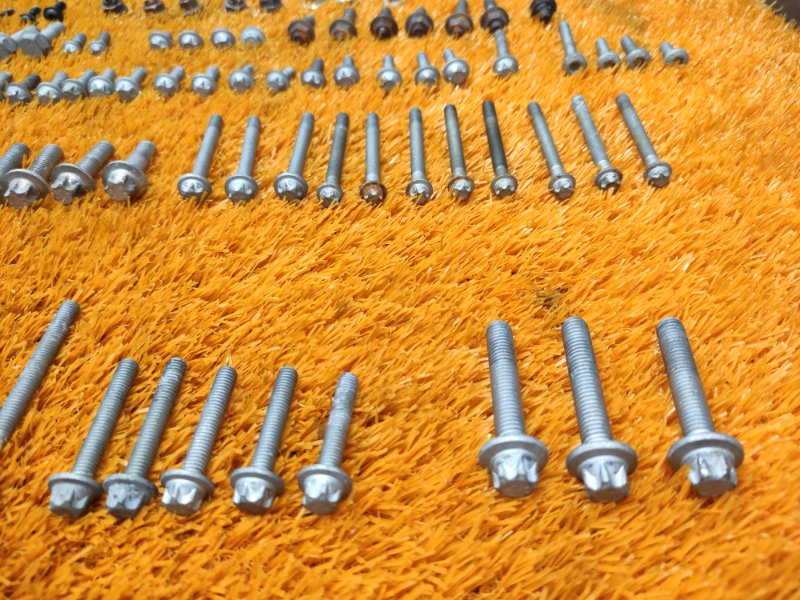 Болты и гайки ДВС, 750 рублей, Красноярск