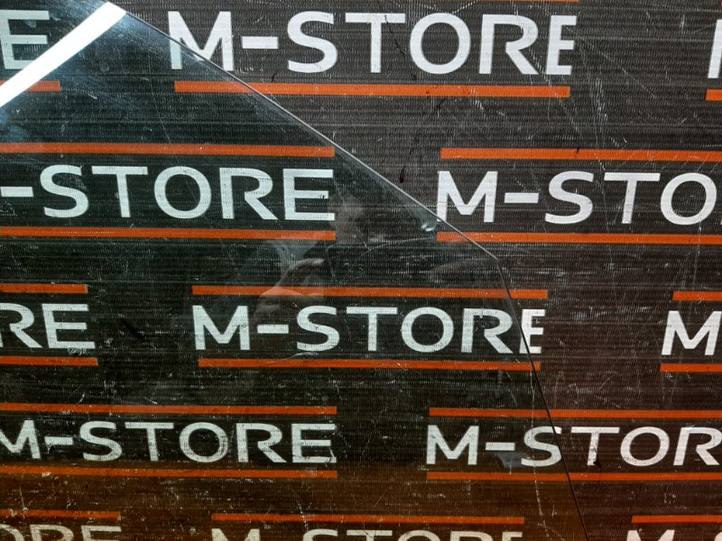 Стекло боковое, 980 рублей, Красноярск