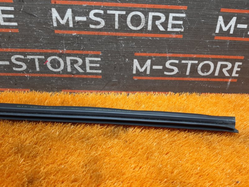 уплотнитель стекла двери, 340 рублей, Красноярск