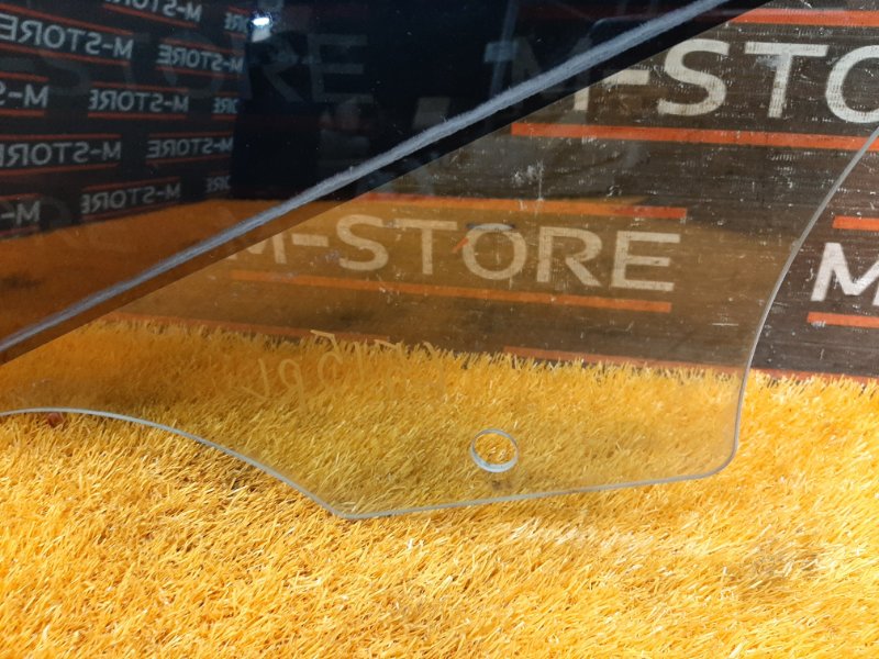 Стекло боковое, 980 рублей, Красноярск