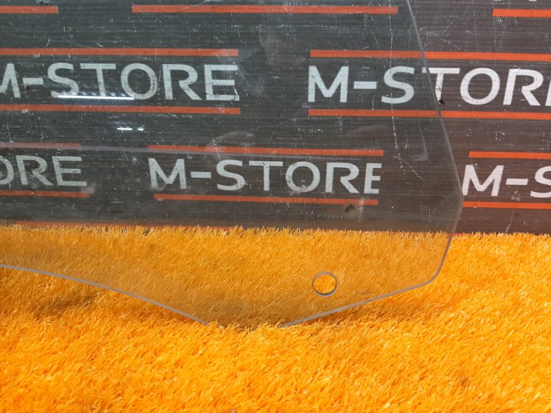 Стекло боковое, 1290 рублей, Красноярск