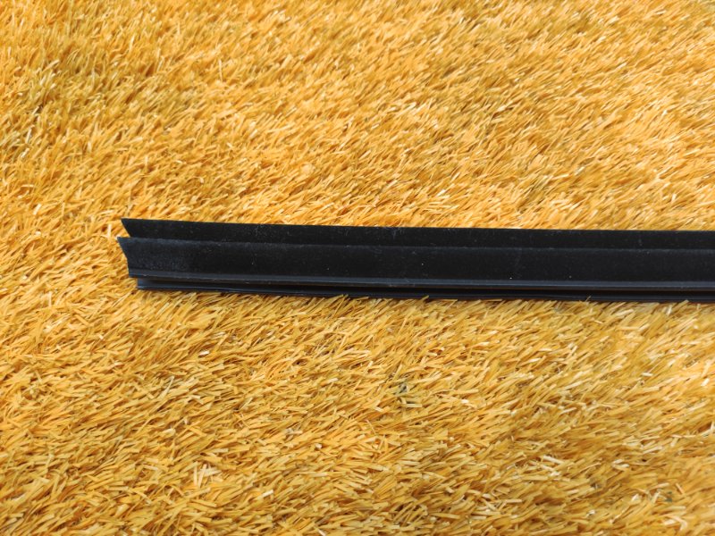 уплотнитель стекла двери, 930 рублей, Красноярск