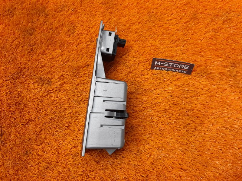 кнопка стеклоподъемника, 300 рублей, Красноярск