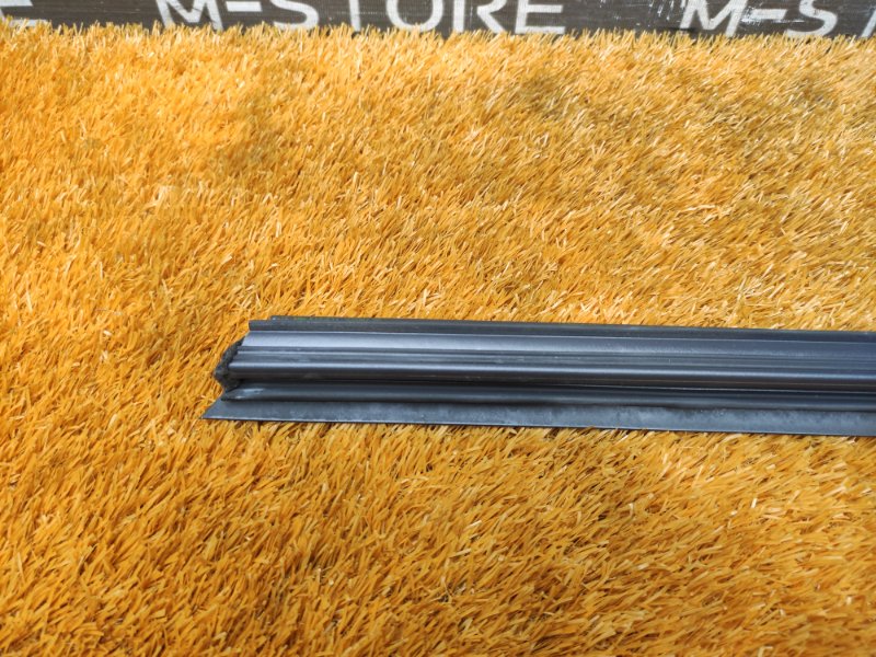 уплотнитель стекла двери, 340 рублей, Красноярск