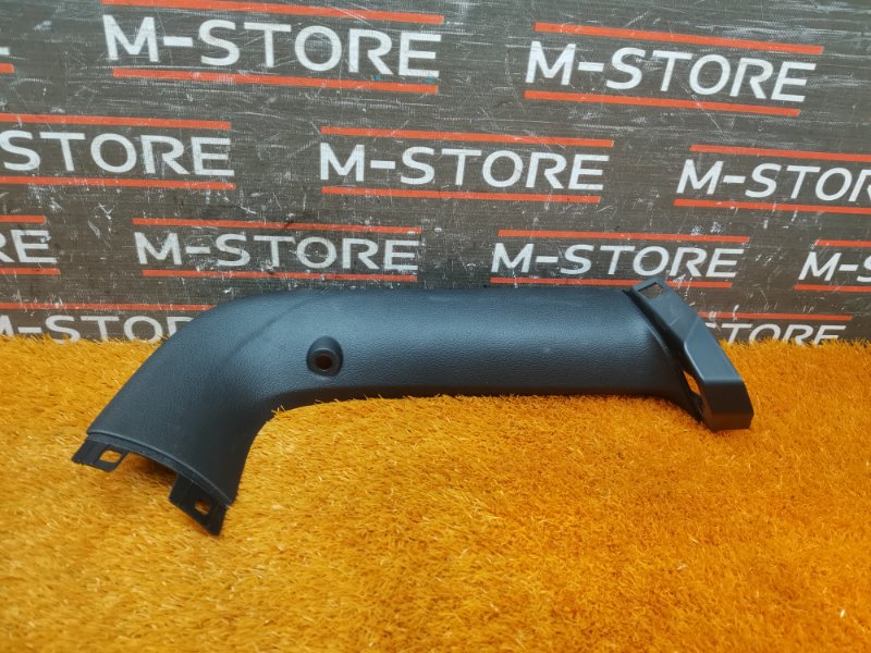 обшивка двери багажника, 670 рублей, Красноярск