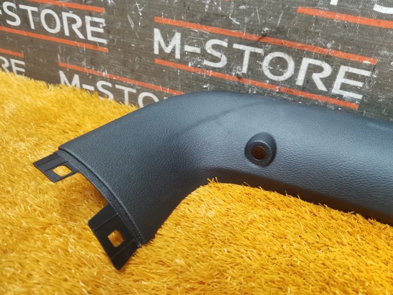 обшивка двери багажника, 670 рублей, Красноярск