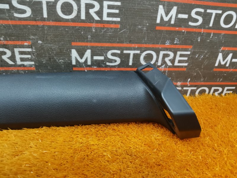 обшивка двери багажника, 670 рублей, Красноярск