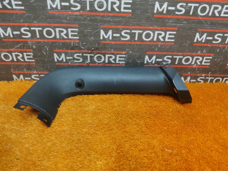 обшивка двери багажника, 670 рублей, Красноярск