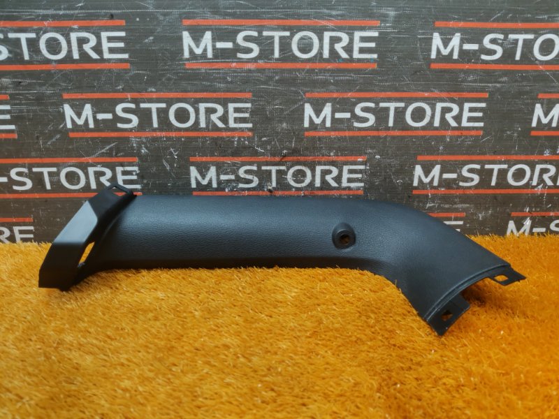 обшивка двери багажника, 670 рублей, Красноярск