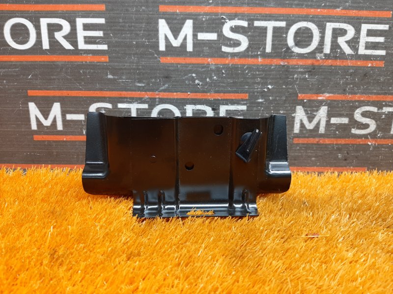 кронштейн замка багажника, 250 рублей, Красноярск