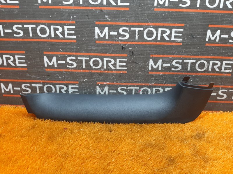 обшивка двери багажника, 300 рублей, Красноярск