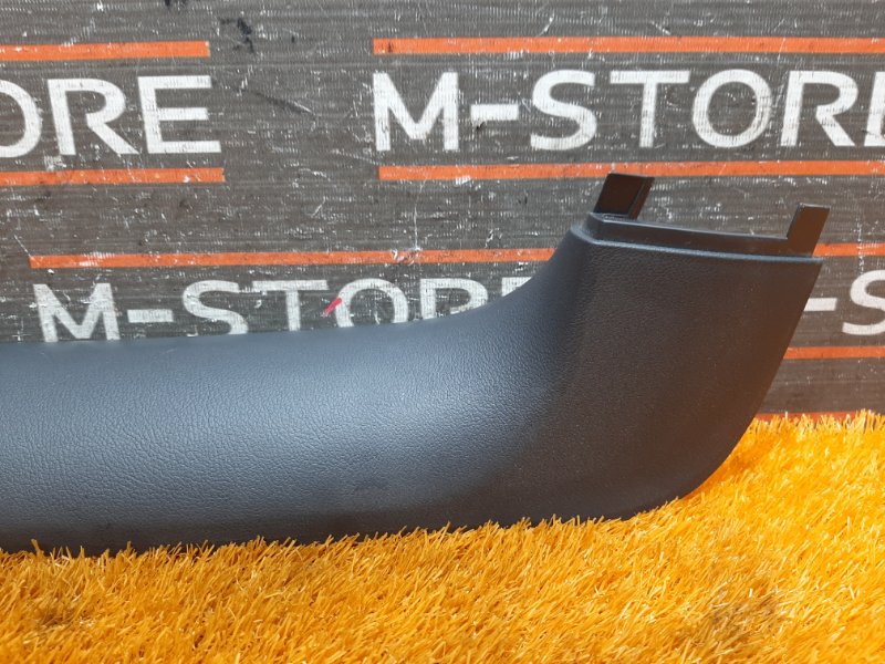 обшивка двери багажника, 300 рублей, Красноярск