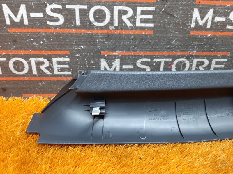 обшивка двери багажника, 300 рублей, Красноярск