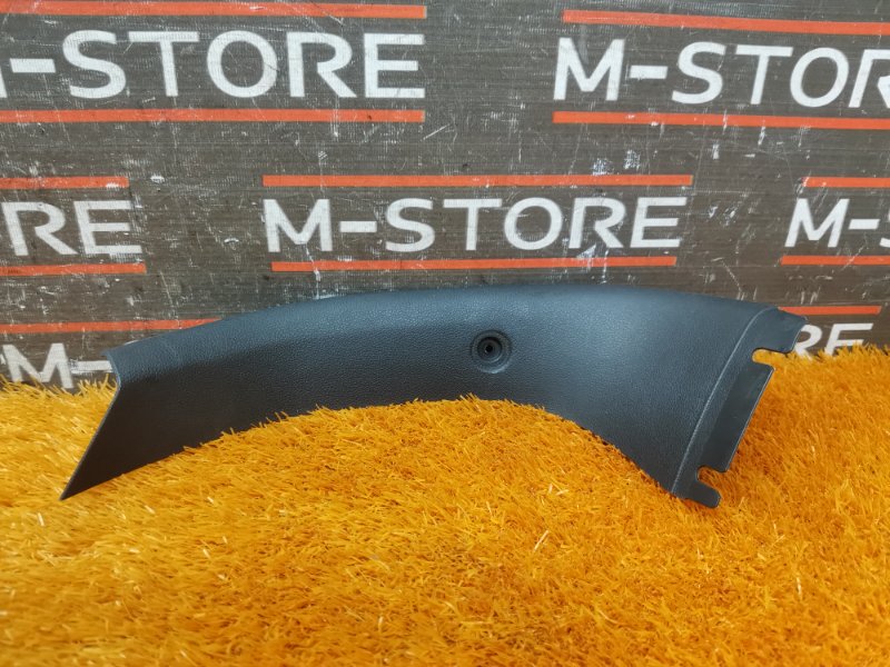 обшивка двери багажника, 350 рублей, Красноярск