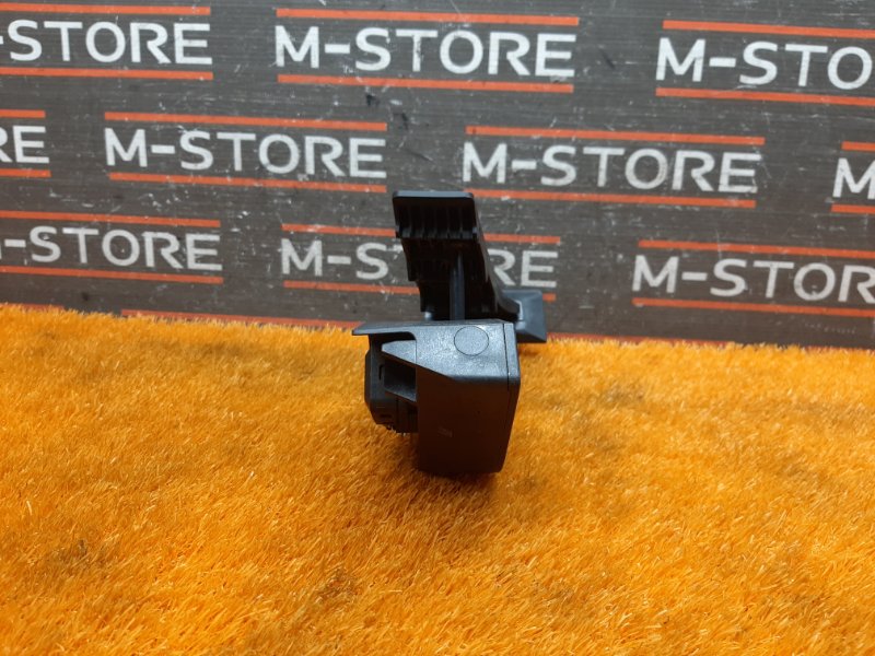 педаль газа, 500 рублей, Красноярск