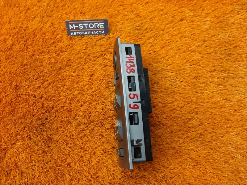 Блок управления стеклоподъемниками, 1000 рублей, Красноярск