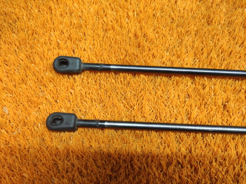 амортизатор багажника, 1000 рублей, Красноярск