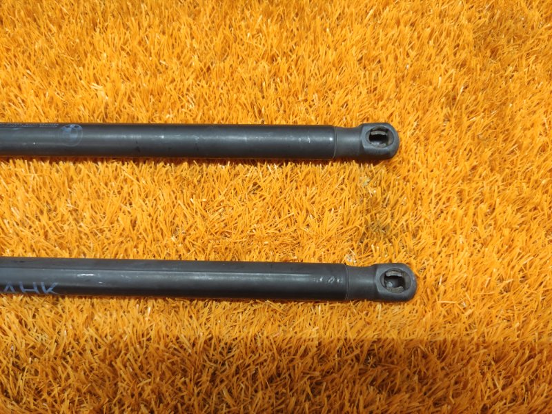 амортизатор багажника, 1000 рублей, Красноярск