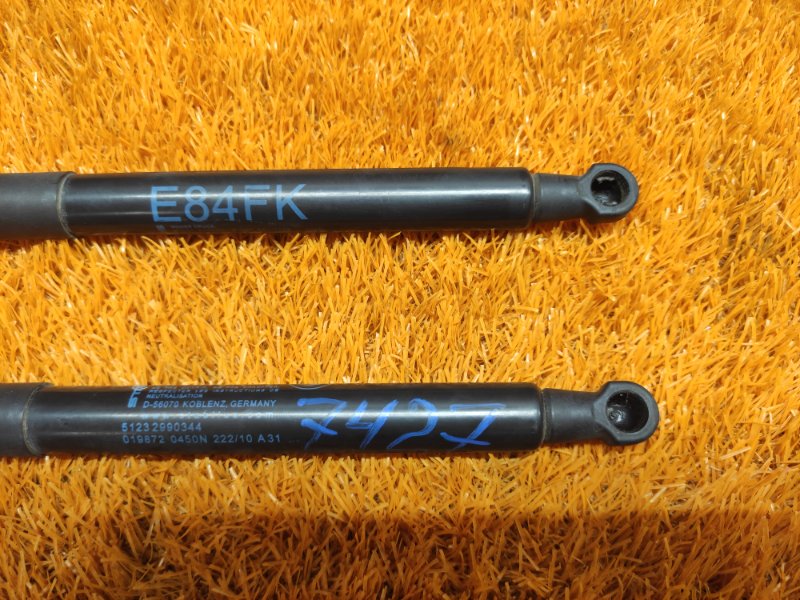 амортизатор капота, 1200 рублей, Красноярск