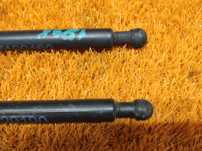 амортизатор капота, 1060 рублей, Красноярск